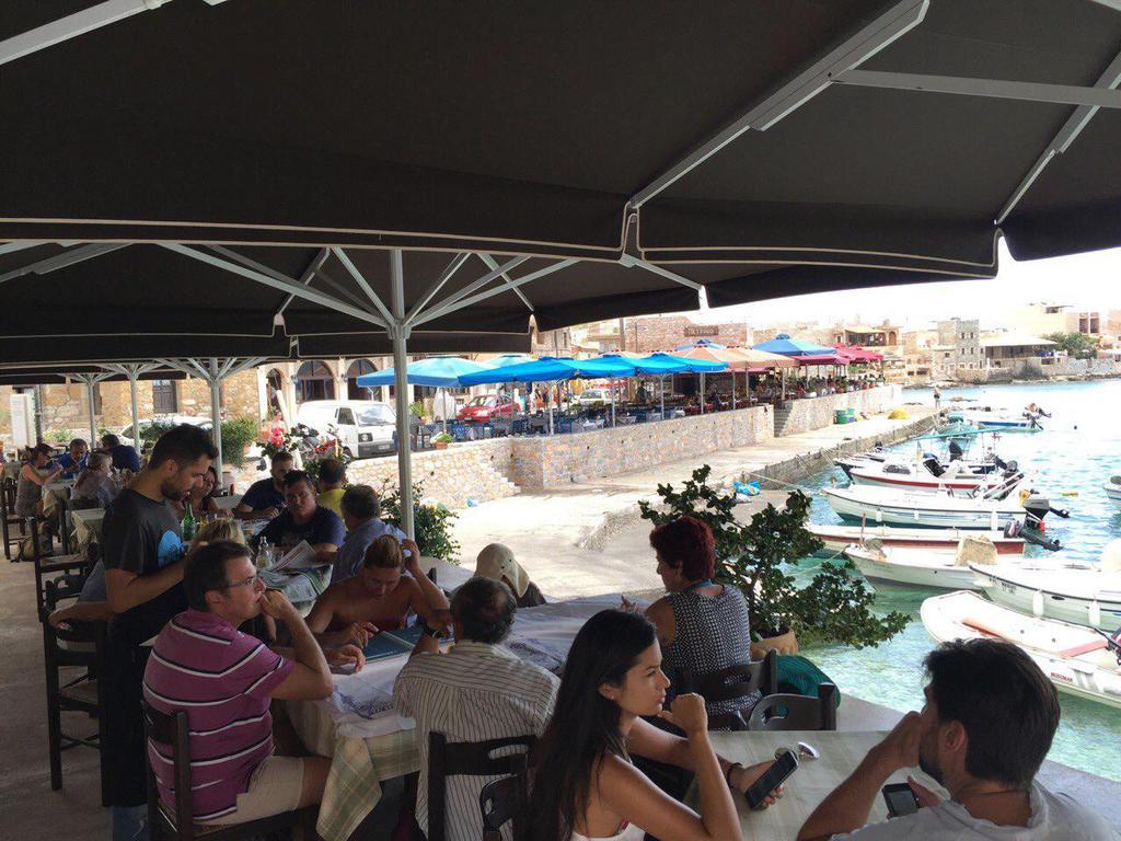 Pyrgoi Theodorakaki: O Gerolimenas Hotel Luaran gambar