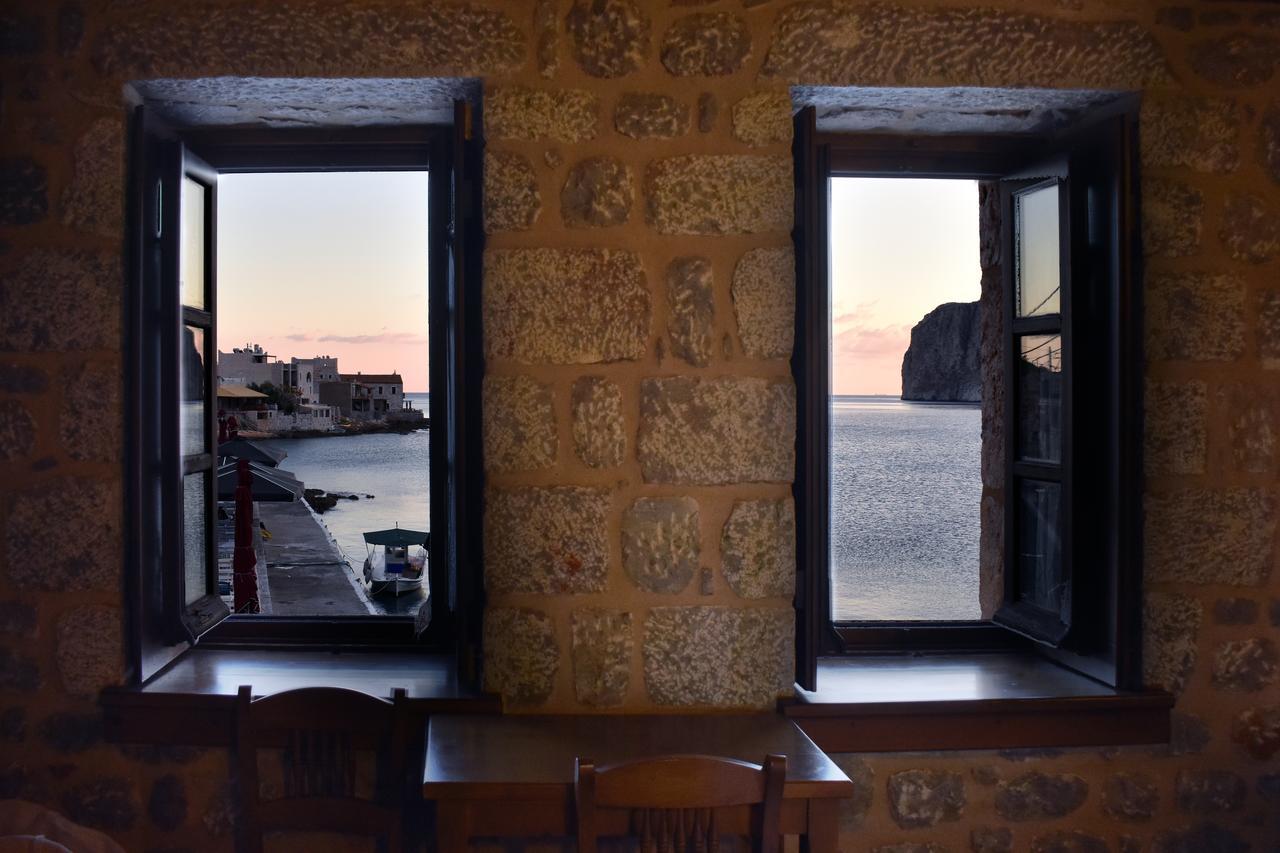 Pyrgoi Theodorakaki: O Gerolimenas Hotel Luaran gambar